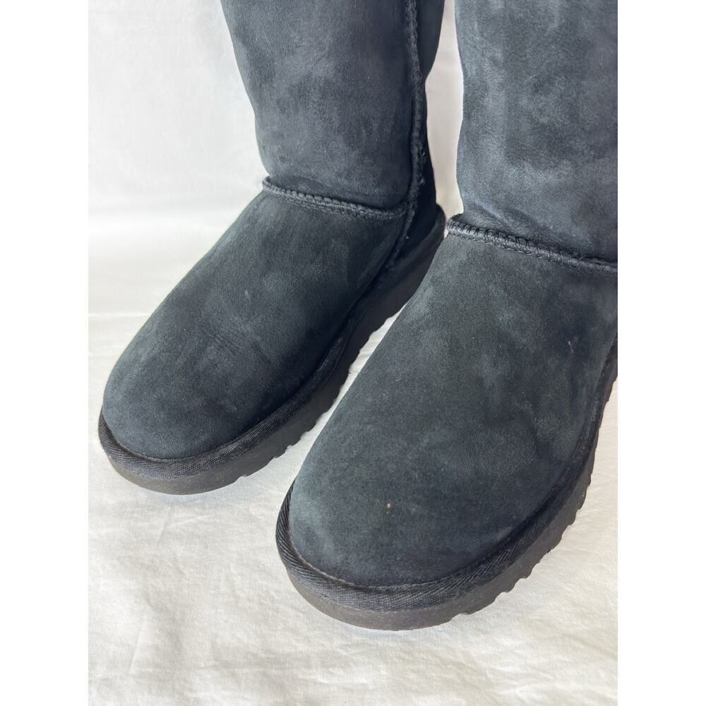 UGG Classic Short II Women's Boots Suede Sheepskin Slip-On Black Size US8 EU39 - Picture 7 of 10